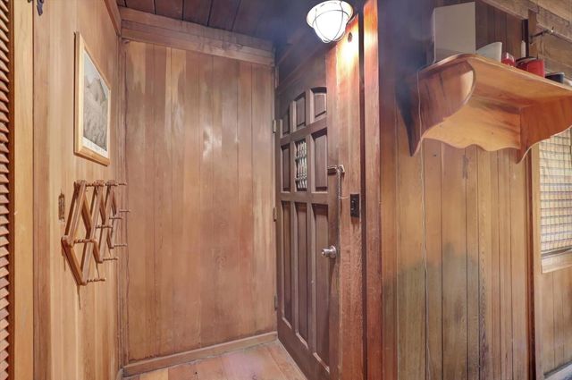 10046 Smith Rd, Grass Valley, CA 95949