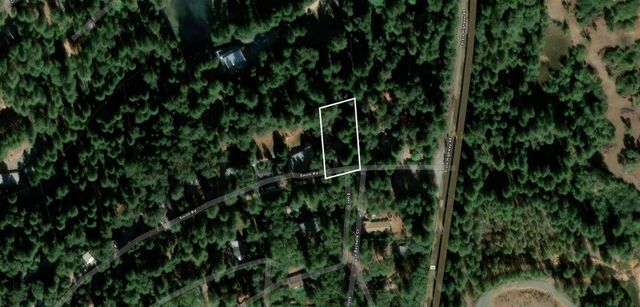 10046 Smith Rd, Grass Valley, CA 95949