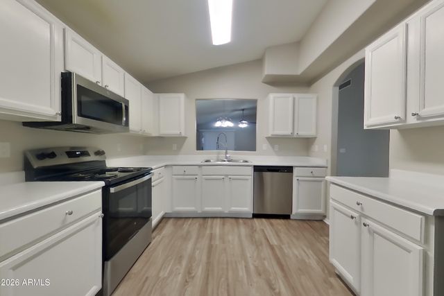 9215 W SANDRA Terrace, Peoria, AZ 85382