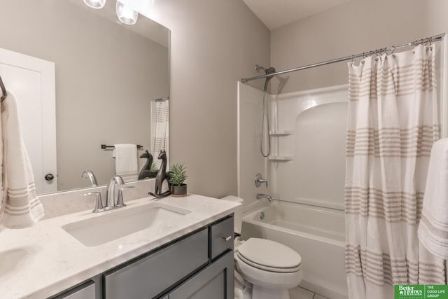 18311 Patrick Avenue, Elkhorn, NE 68022