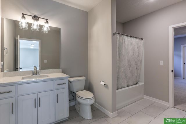 18311 Patrick Avenue, Elkhorn, NE 68022