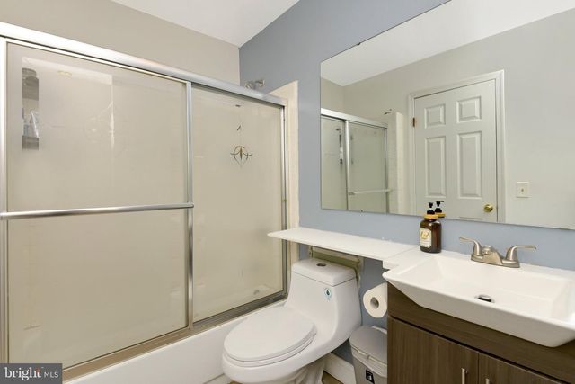 19 EXETER CT, Princeton, NJ 08540