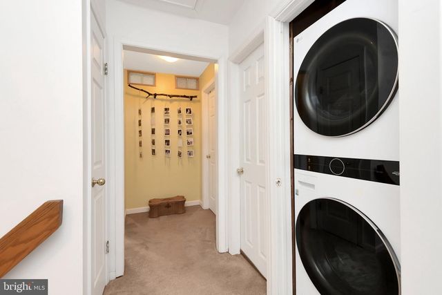 19 EXETER CT, Princeton, NJ 08540