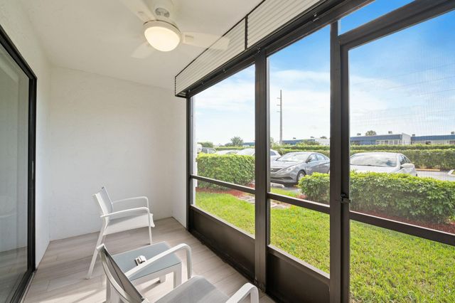 15451 Pembridge Dr 206, Delray Beach, FL 33484