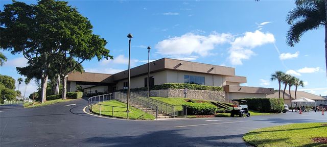 15451 Pembridge Dr 206, Delray Beach, FL 33484