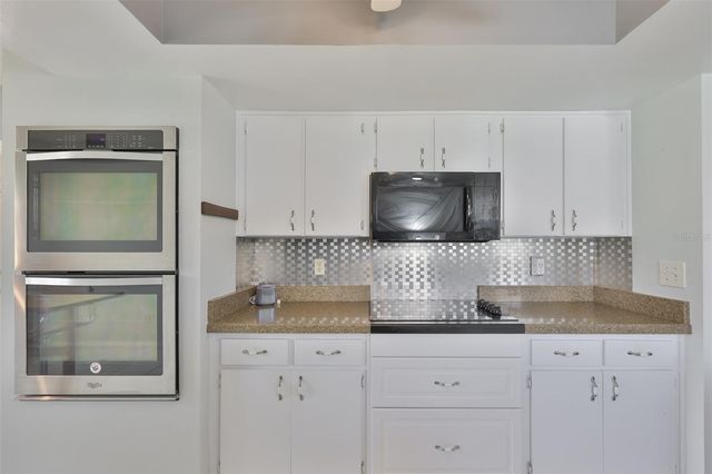 2514 LOCKSLEY STREET, Sun City Center, FL 33573