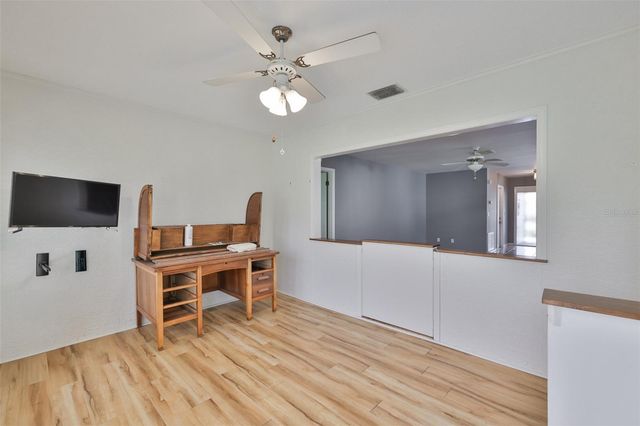 2514 LOCKSLEY STREET, Sun City Center, FL 33573