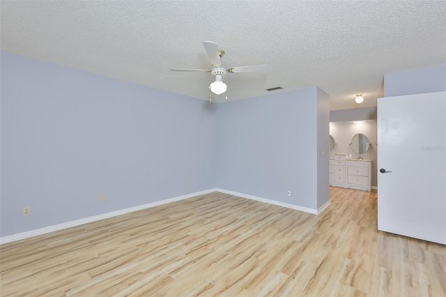 2514 LOCKSLEY STREET, Sun City Center, FL 33573