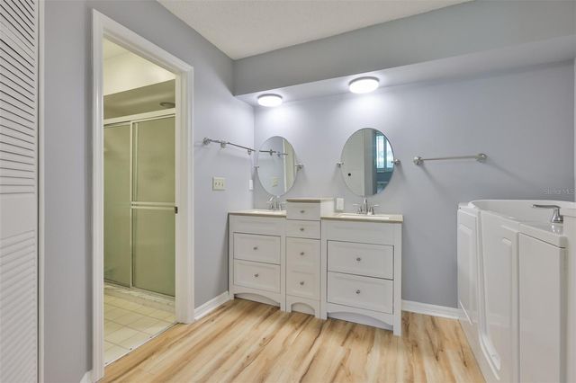 2514 LOCKSLEY STREET, Sun City Center, FL 33573