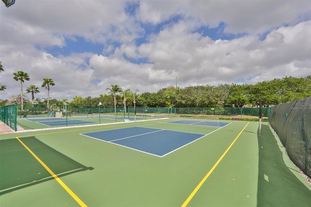 2514 LOCKSLEY STREET, Sun City Center, FL 33573