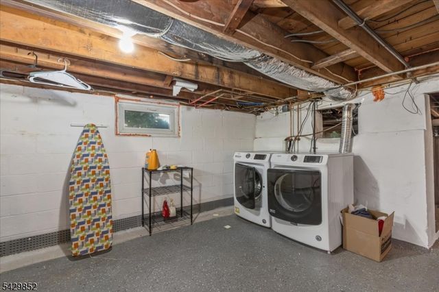 613 Maplewood Ave, Roselle Park Boro, NJ 07204
