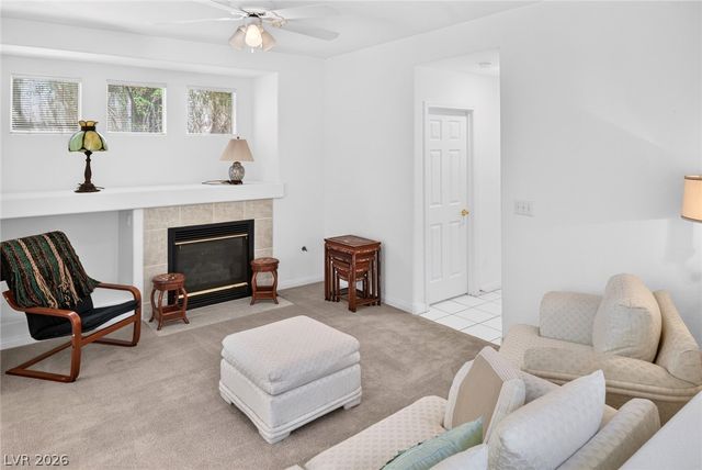 1813 Warrenville Street, Las Vegas, NV 89117