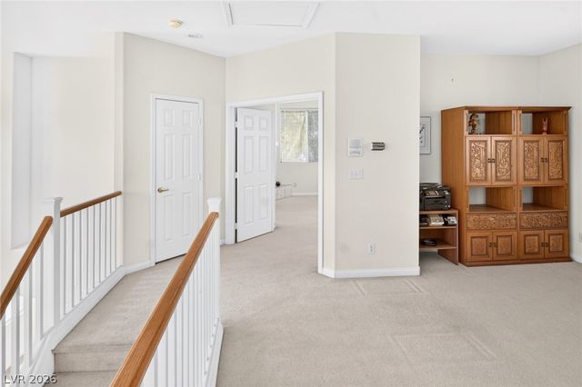 1813 Warrenville Street, Las Vegas, NV 89117