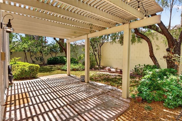 1813 Warrenville Street, Las Vegas, NV 89117