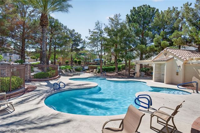 1813 Warrenville Street, Las Vegas, NV 89117