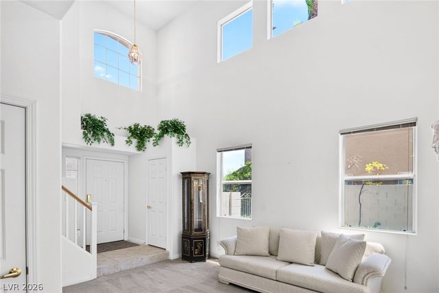 1813 Warrenville Street, Las Vegas, NV 89117
