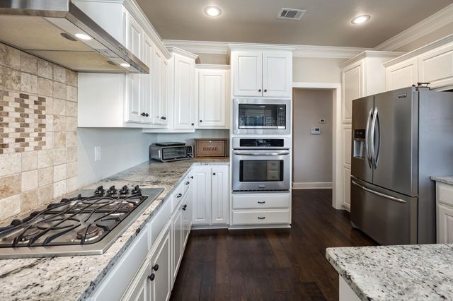 61 Tournay Circle, Little Rock, AR 72223