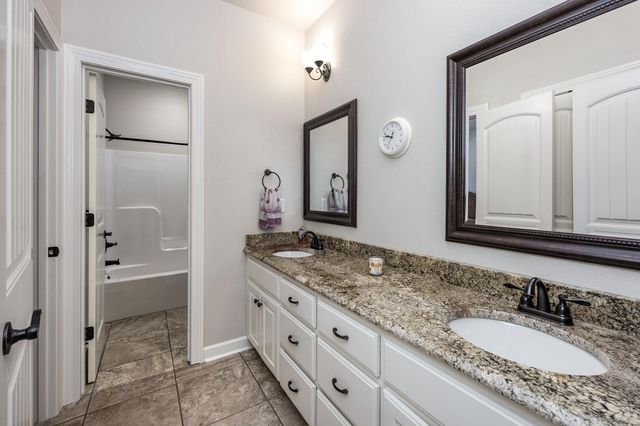 61 Tournay Circle, Little Rock, AR 72223