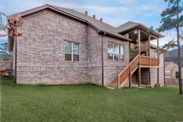 61 Tournay Circle, Little Rock, AR 72223