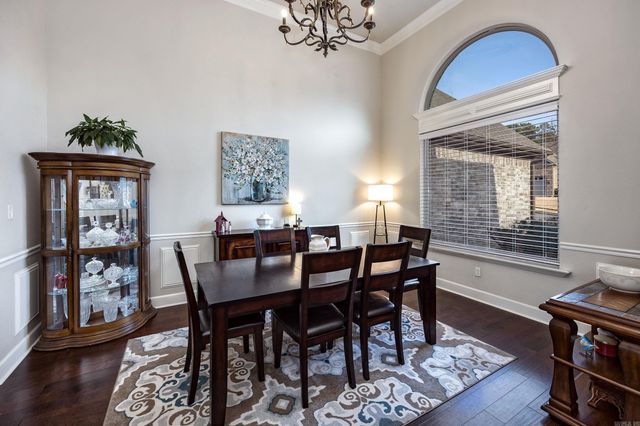 61 Tournay Circle, Little Rock, AR 72223