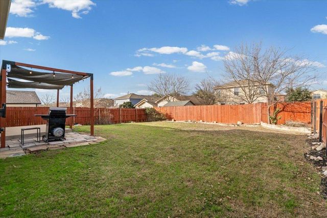 283 Black Forest RD, Buda, TX 78610