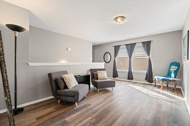 283 Black Forest RD, Buda, TX 78610