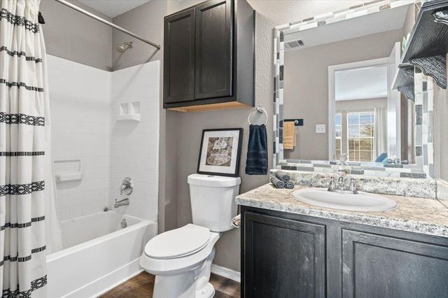 283 Black Forest RD, Buda, TX 78610