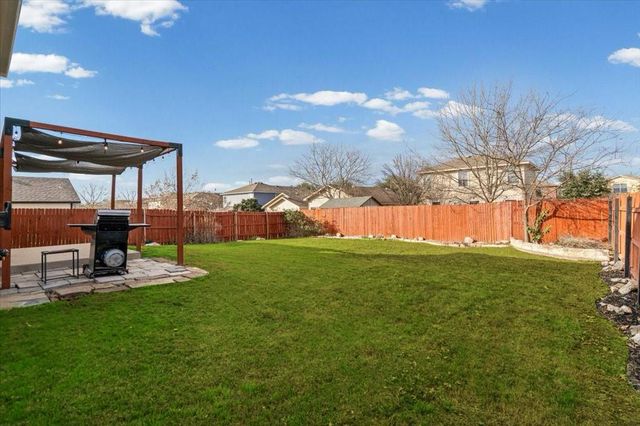 283 Black Forest RD, Buda, TX 78610