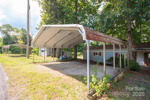 36 & 40 Pat Rogers Road, Franklin, NC 28734