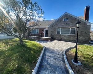 71 Standish Avenue, Yonkers, NY 10710