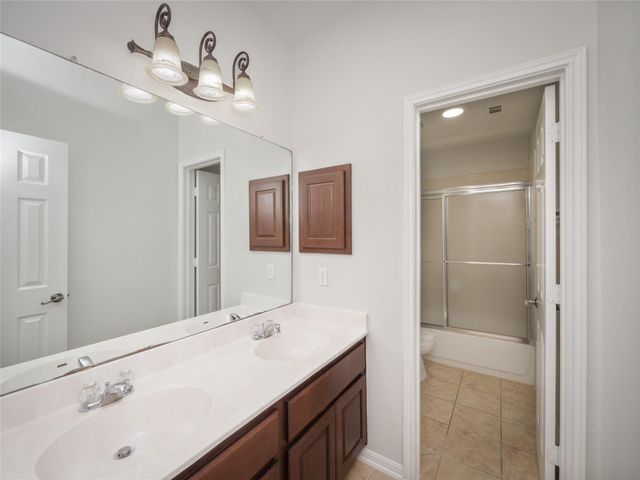 3808 Links LN, Round Rock, TX 78664