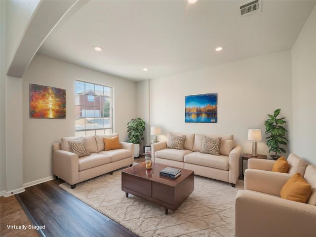 3808 Links LN, Round Rock, TX 78664