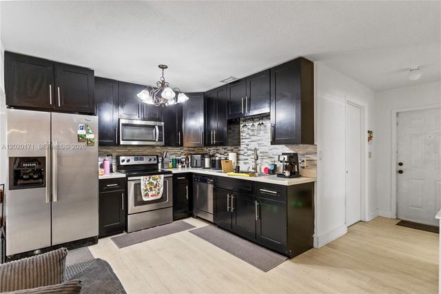 8374 SW 152nd Ave 47, Miami, FL 33193