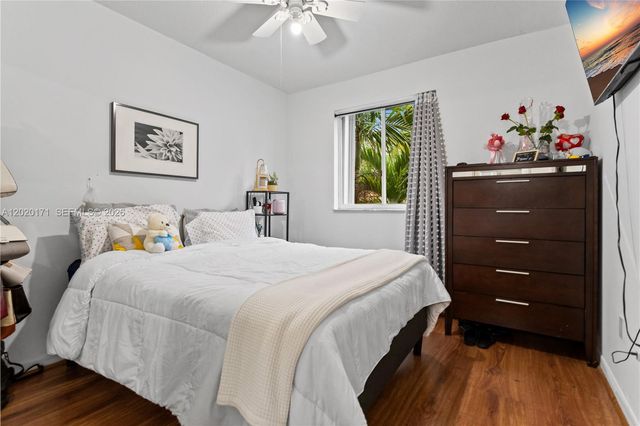 8374 SW 152nd Ave 47, Miami, FL 33193