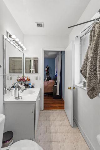 8374 SW 152nd Ave 47, Miami, FL 33193