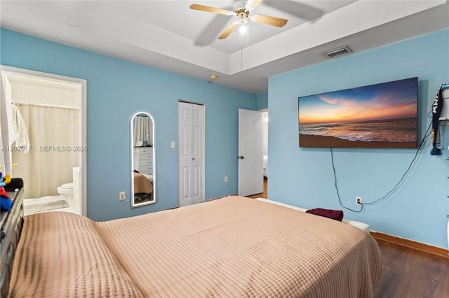 8374 SW 152nd Ave 47, Miami, FL 33193