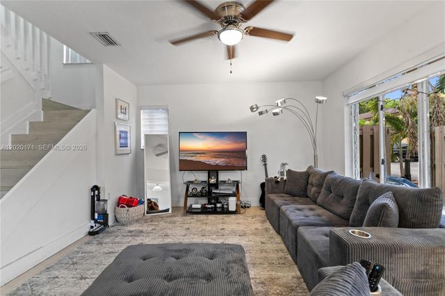 8374 SW 152nd Ave 47, Miami, FL 33193