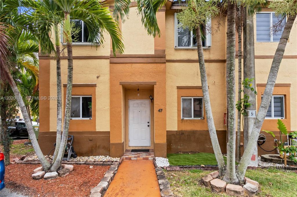 8374 SW 152nd Ave 47, Miami, FL 33193