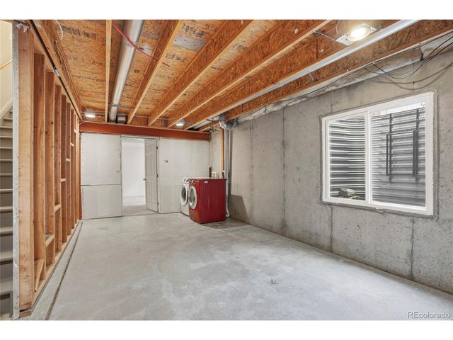 7153 Canyon Ave, Frederick, CO 80504