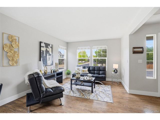 7153 Canyon Ave, Frederick, CO 80504