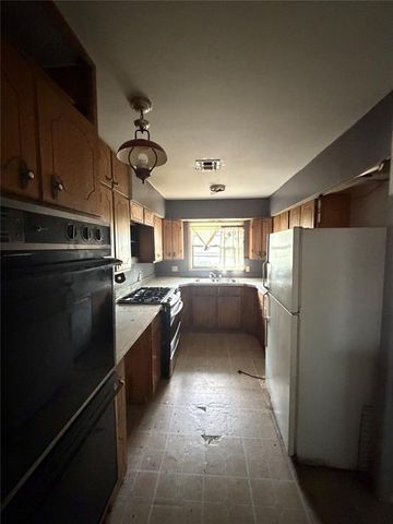 2221 SW 61st Street, Oklahoma City, OK 73159