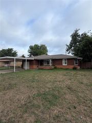2221 SW 61st Street, Oklahoma City, OK 73159