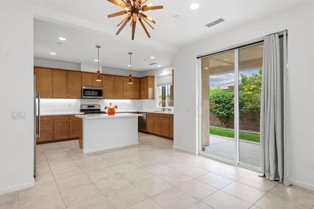 74317 Millennia Way, Palm Desert, CA 92211