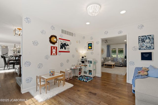 2616 HUNTLEIGH PLACE, Jefferson City, MO 65109