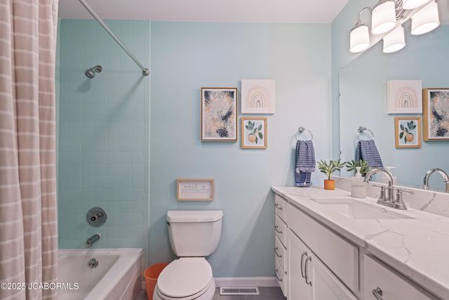 2616 HUNTLEIGH PLACE, Jefferson City, MO 65109