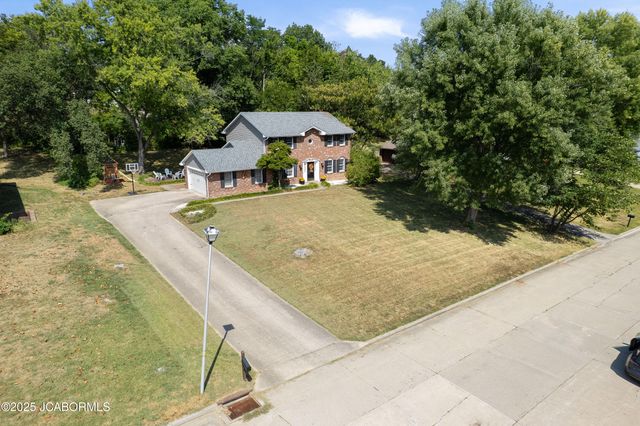 2616 HUNTLEIGH PLACE, Jefferson City, MO 65109