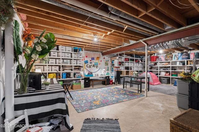 2616 HUNTLEIGH PLACE, Jefferson City, MO 65109