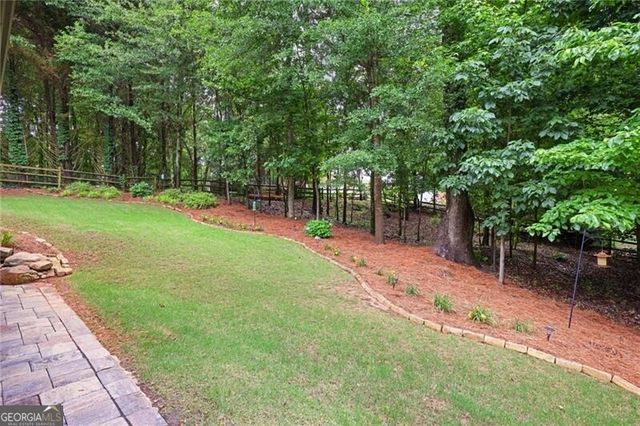 1229 Cobblemill Cove NW, Kennesaw, GA 30152