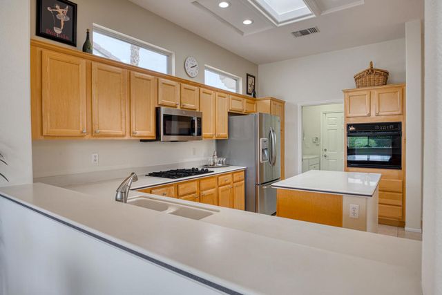 78342 Vinewood Drive, Palm Desert, CA 92211