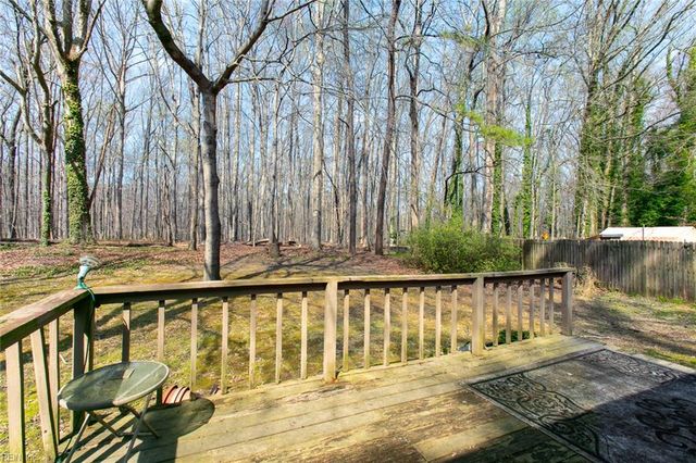 241 Batson DR, Newport News, VA 23602